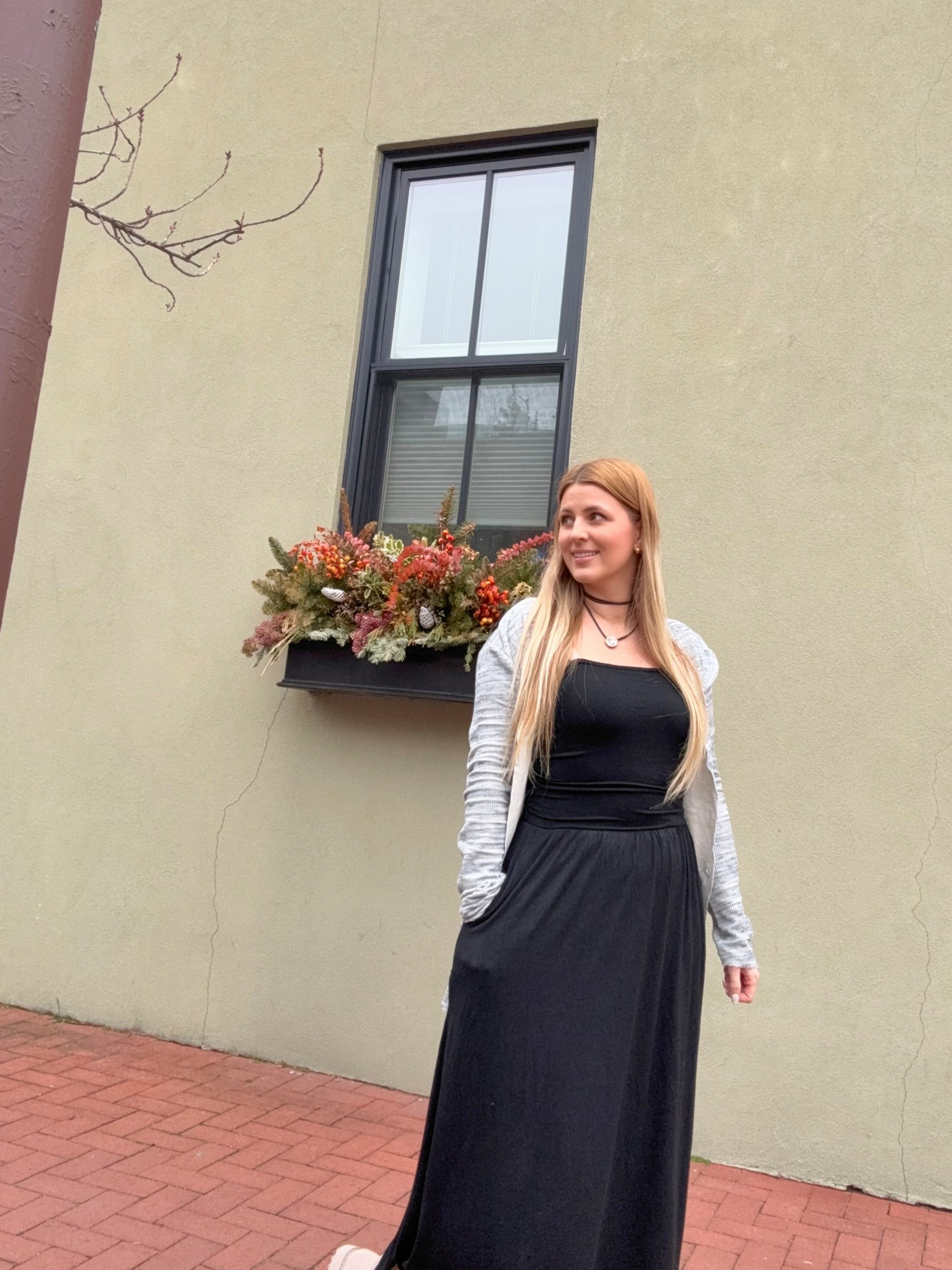 The perfect strapless dress for all body types. Love this for pregnancy and postpartum. TTS. 

#LTKBump #LTKmomlife #LTKootd