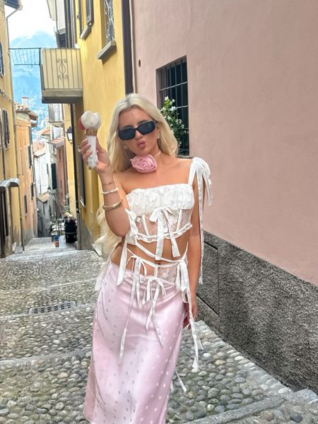 Gelato in Italy🌸🍨

I am wearing size XS in both the top and bottom

Skirt is currently sold out! (Cecily skirt from For Love and Lemons)

Girly outfit, pink outfit, rosette outfit, summer outfit, travel outfit inspiration

#LTKstyletip #LTKtravel #LTKbeauty