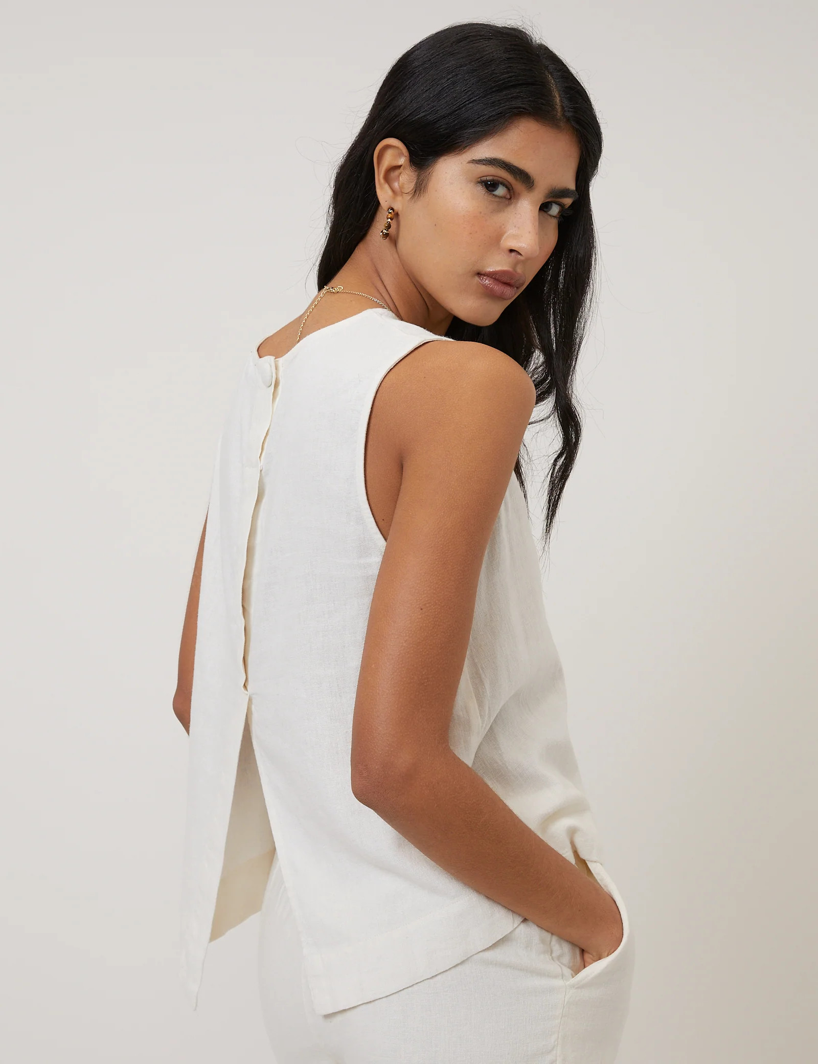 Cream Linen-Blend Swing Top | Nobody's Child