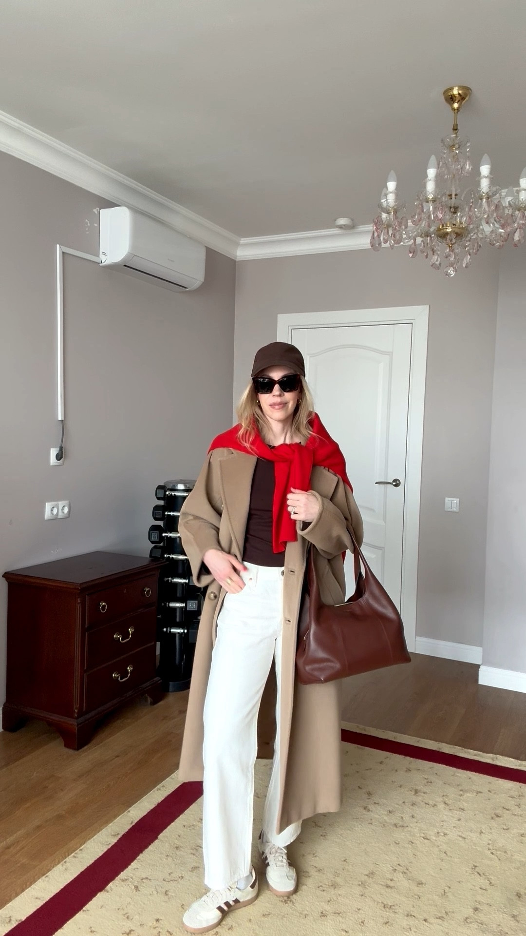 Casual chic spring outfit, camel coat, @Zara brown baseball cap, Levi’s white baggy jeans, chocolate brown and red outfit, dark brown spring handbag 

#LTKActive #LTKootd #LTKmomlife