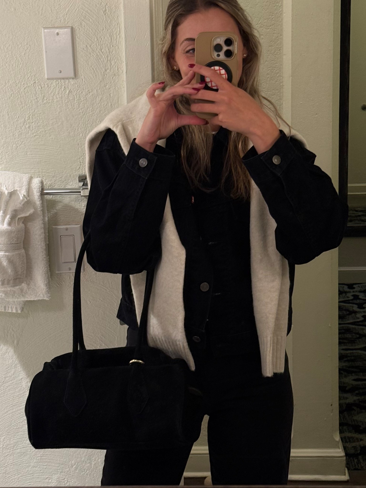 Cozy dinner fit! 

#LTKFindsUnder50 #LTKFindsUnder100 #LTKSeasonal