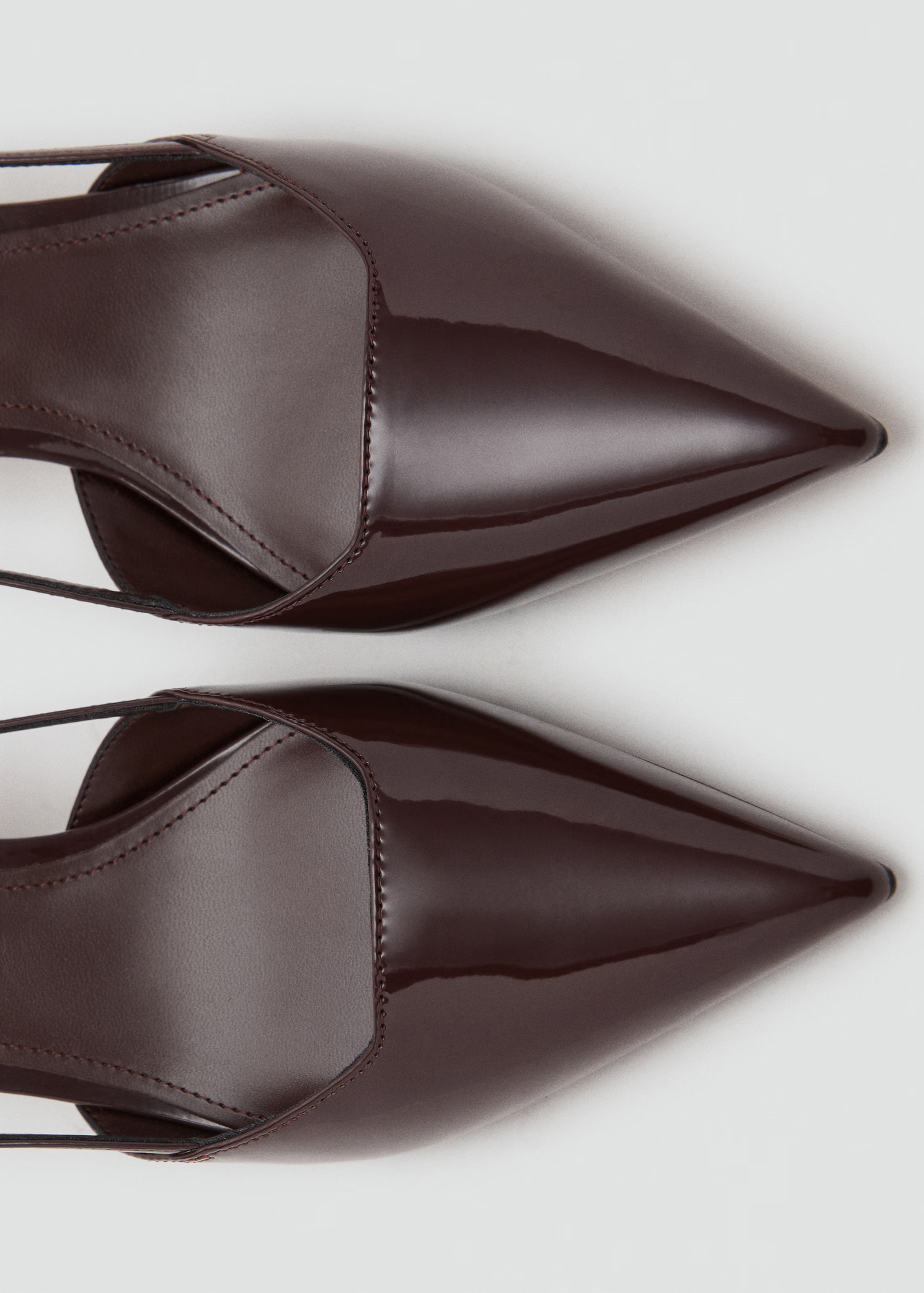 Kitten-heel patent leather shoes - Women | MANGO USA | Mango (US/MX/AU)