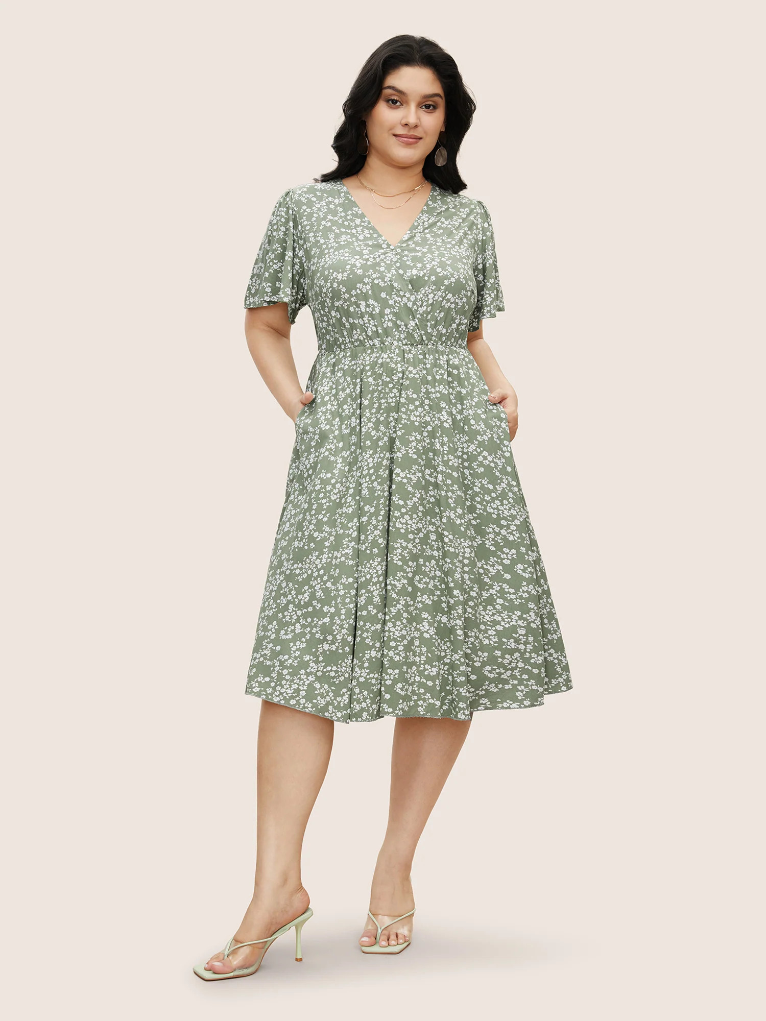 Bloom Dress - Ditsy Floral Elastic Waist Ruffles Pocket Knee Dress | Bloomchic