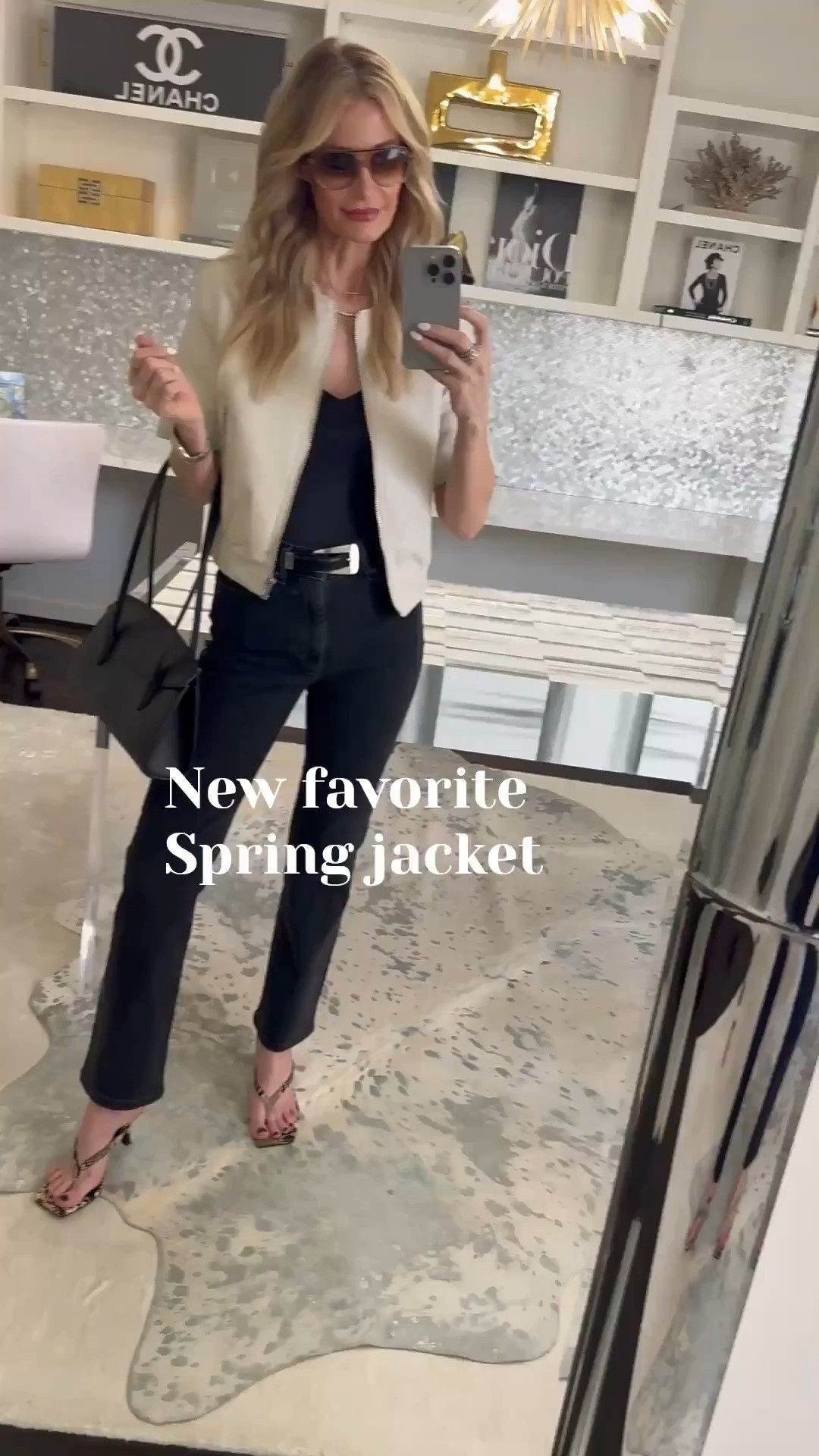 Spring outfit of the day and I’m obsessed 🤍 This cropped short sleeve faux leather jacket is such a good find (and comes in black too!). Paired with ultra-slimming DL1961 cigarette jeans and snake print kitten heels for an easy polished look. I’m wearing an XS in the jacket and 24 in the jeans.  

 

#LTKootd #LTKSeasonal #LTKOver40