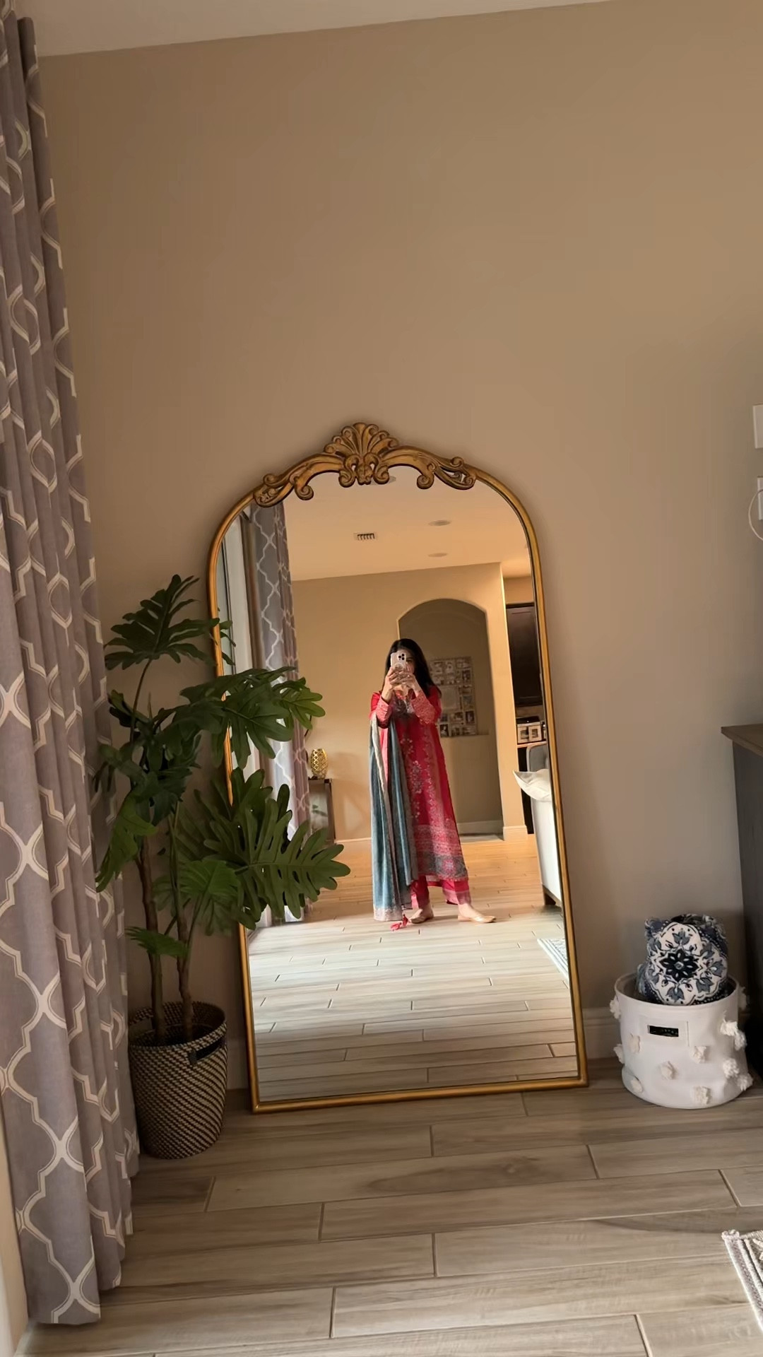 My Mirror link

#LTKHome #LTKstorytime #LTKdayinmylife