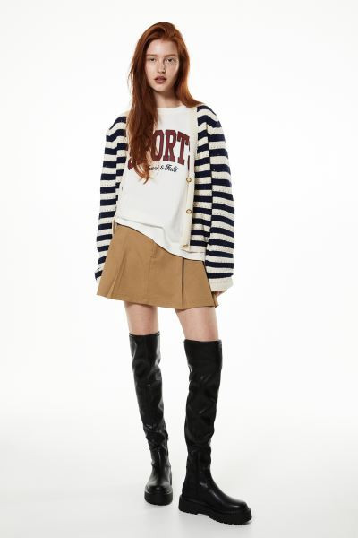 Falda tableada de corte evasé - Negro - MUJER | H&M ES | H&M (FR, IT, ES, PT, BE)