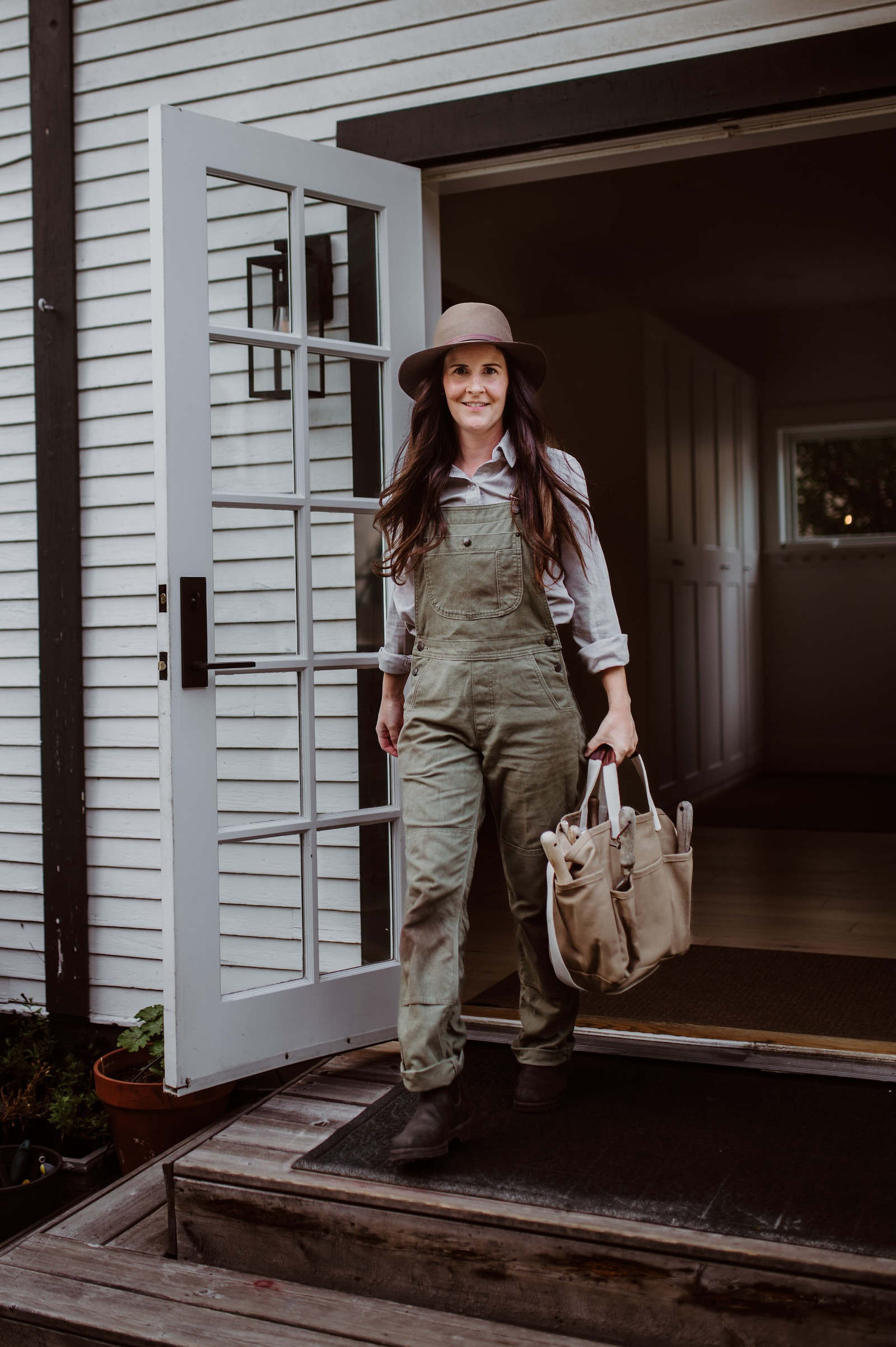 My Steele utility tote bag has become my gardening sidekick! With its sturdy canvas and all those pockets, it’s like it was made for hauling tools, seeds, and everything else I didn’t even know I needed. Whether I’m heading out to prune, plant, or just admire my ‘work in progress,’ this utility tote keeps everything organized and looking stylish—even if I’m not. 😉 Honestly, it’s the best garden helper I could ask for (that doesn’t require snacks every 10 minutes). #Garden #Steele  #GardeningGear #LTKGarden #Tote #UtilityTote 

 #LTKSeasonal #LTKHome #LTKItBag