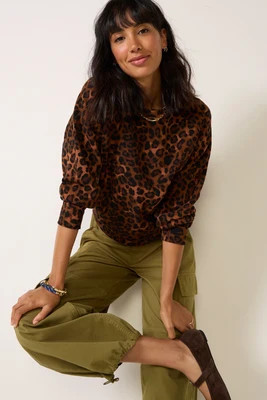 EVEREVE Women's Heritage Crew Sweatshirt, Size XL, Leopard Brown | Evereve