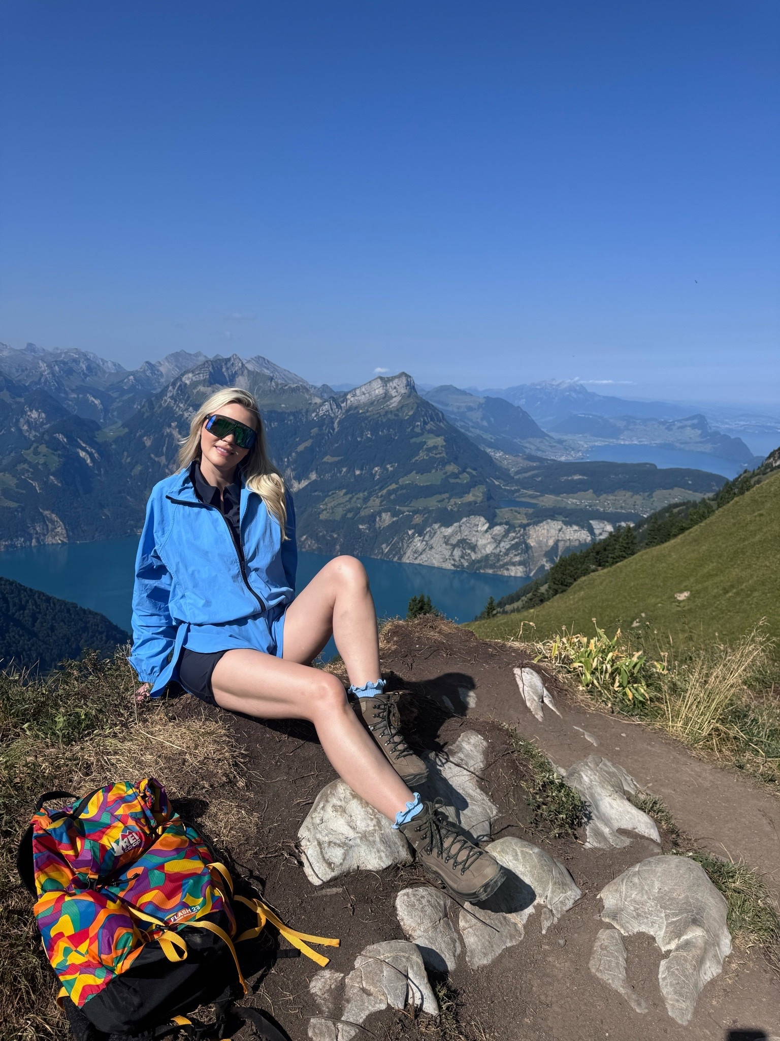 Hiking outfit, activewear set, sunglasses, hiking backpack

#LTKOver40 #LTKActive #LTKSaleAlert