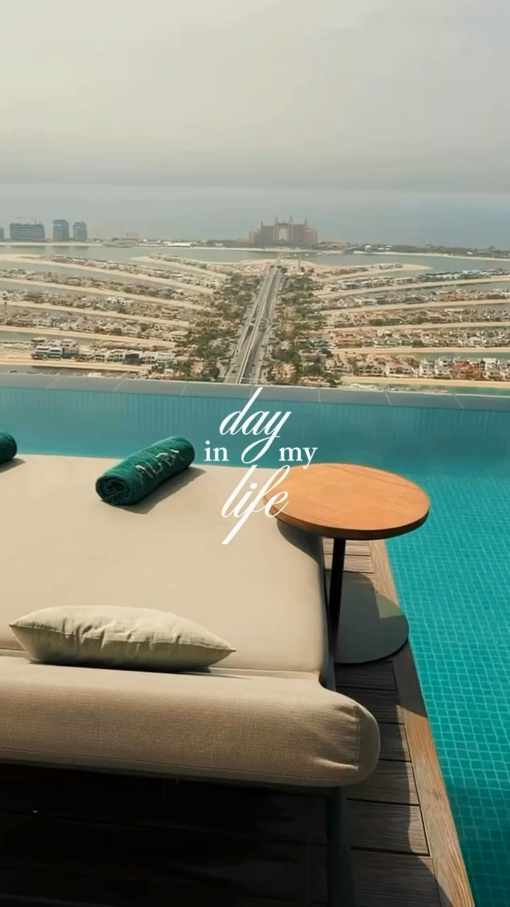 In case you missed it ☀️👙✨

@auraskypool.dubai 
#auraskypool #dubai #senset #thepalm #