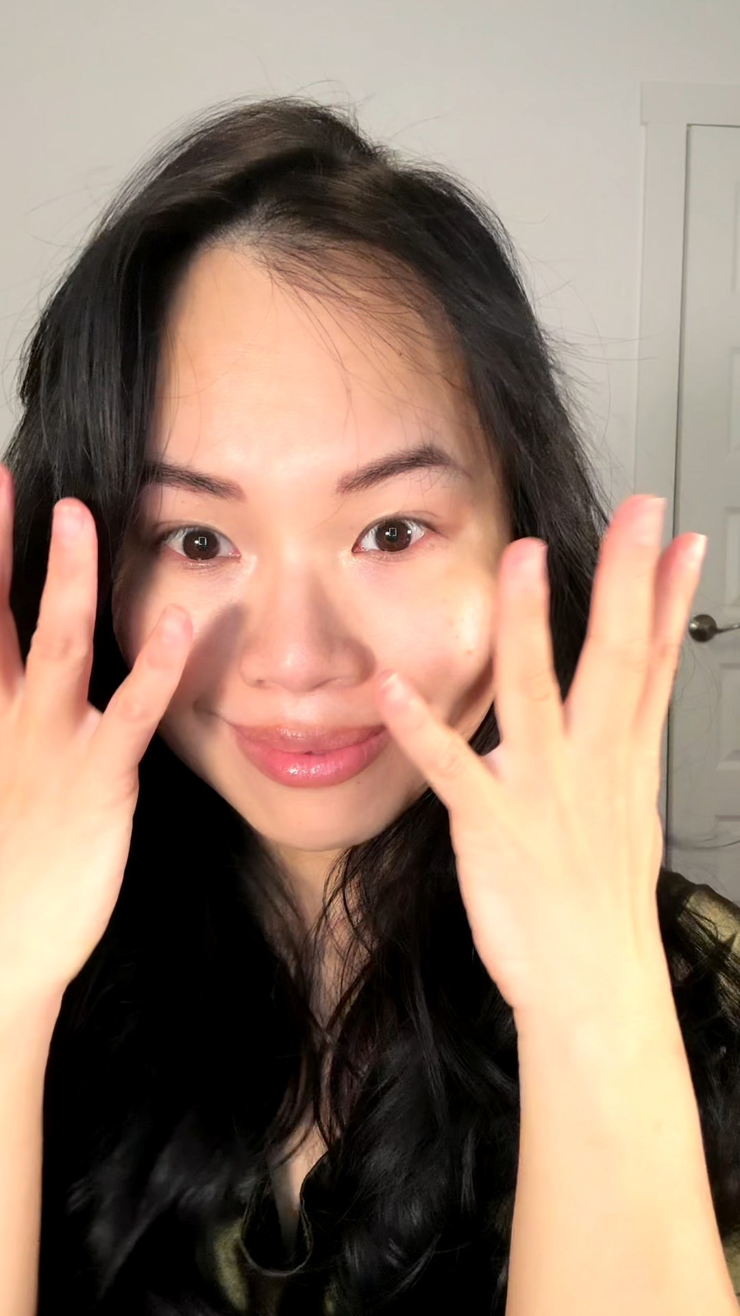 Skincare Myth #2: You have to exfoliate your dead skin!
.
Not totally true! I love a good AHA, BHA, or PHA, but do you need them? Not really. Retinoids already help with cell turnover and can give similar results.

Adding a gentle exfoliator can speed things up, but overdoing it can actually hurt your skin barrier. I usually exfoliate about once a week and stick with gentle ones—your skin doesn’t need every type or daily use to stay healthy and glowing.

#LTKBeauty #LTKStyleTip #LTKActive