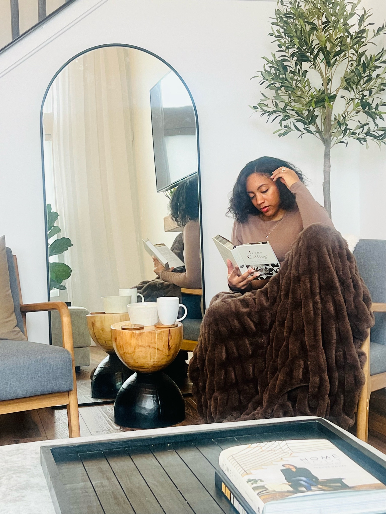 One of the coziest spots in our home! Details linked!!

#LTKhome #LTKsalealert #LTKstyletip