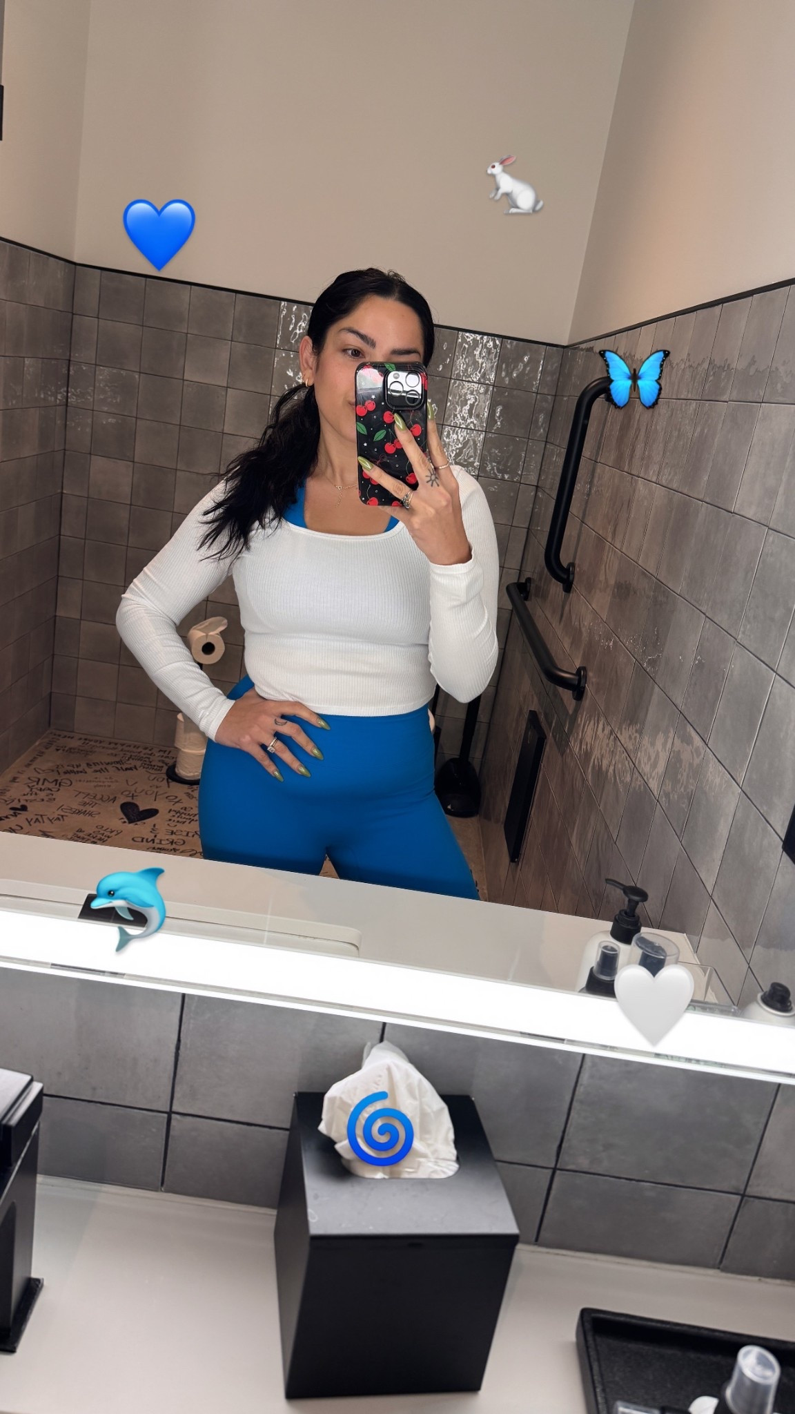 Love me a bright workout set to make the morning POP 💙 http://fabletics.com/KhloeKuriatnyk

#LTKSaleAlert #LTKActive #LTKMidsize