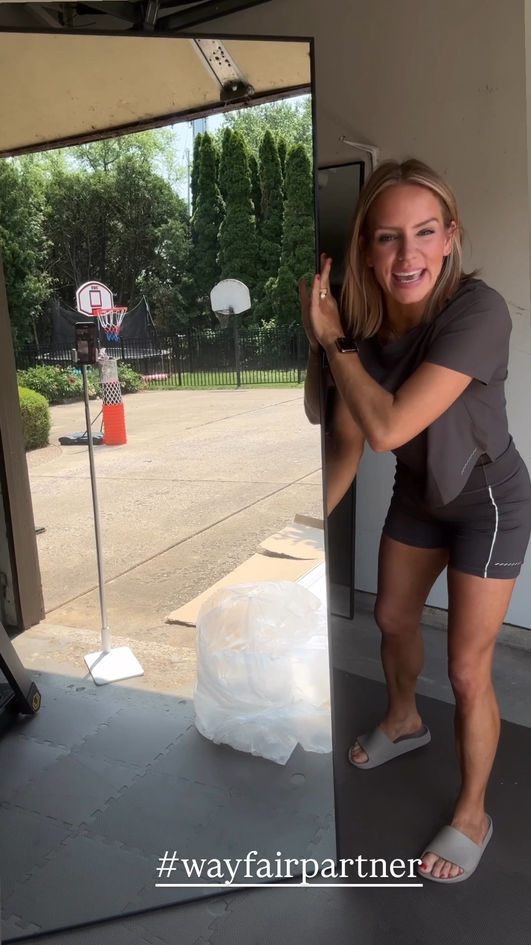 @Wayfair Epic Summer Sale! Up to 80% off 6/12-6/16 and fast + free shipping on orders over $35.  #wayfairpartner #Wayfair 

#LTKHome #LTKSaleAlert