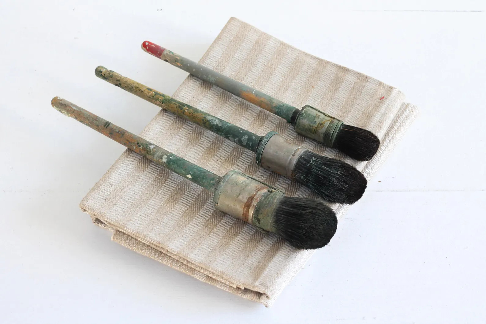 1 X Vintage Decorative Paint Brush With Wooden Handle in Green Tones, Artist Decor, French Provin... | Etsy (US)