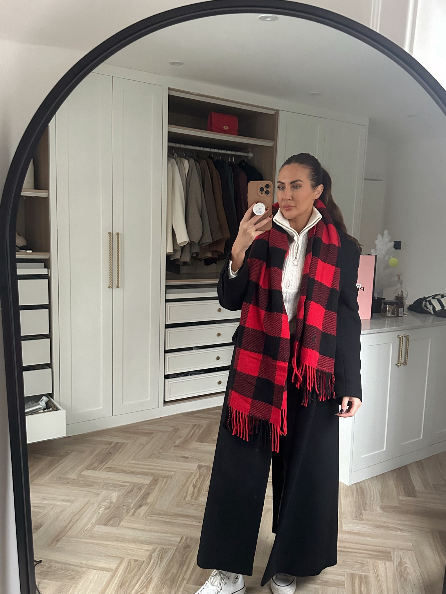 Scarf season 

#LTKwinter