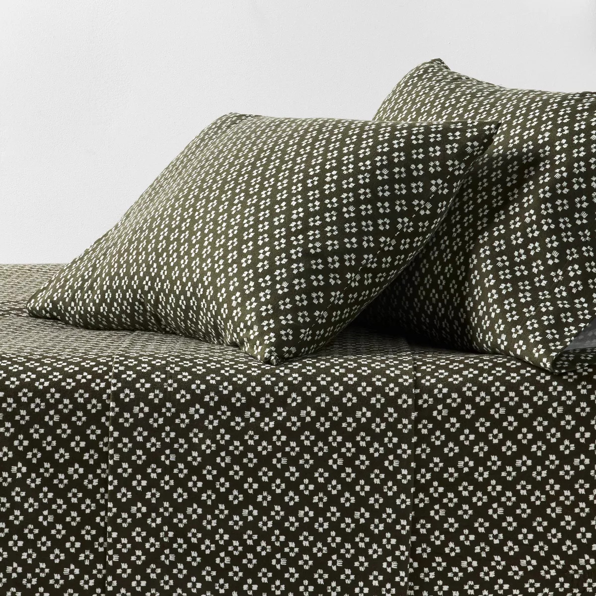 Twin/Twin Extra Long Ultra Soft Flannel Sheet Set Green Geo - Threshold™ | Target