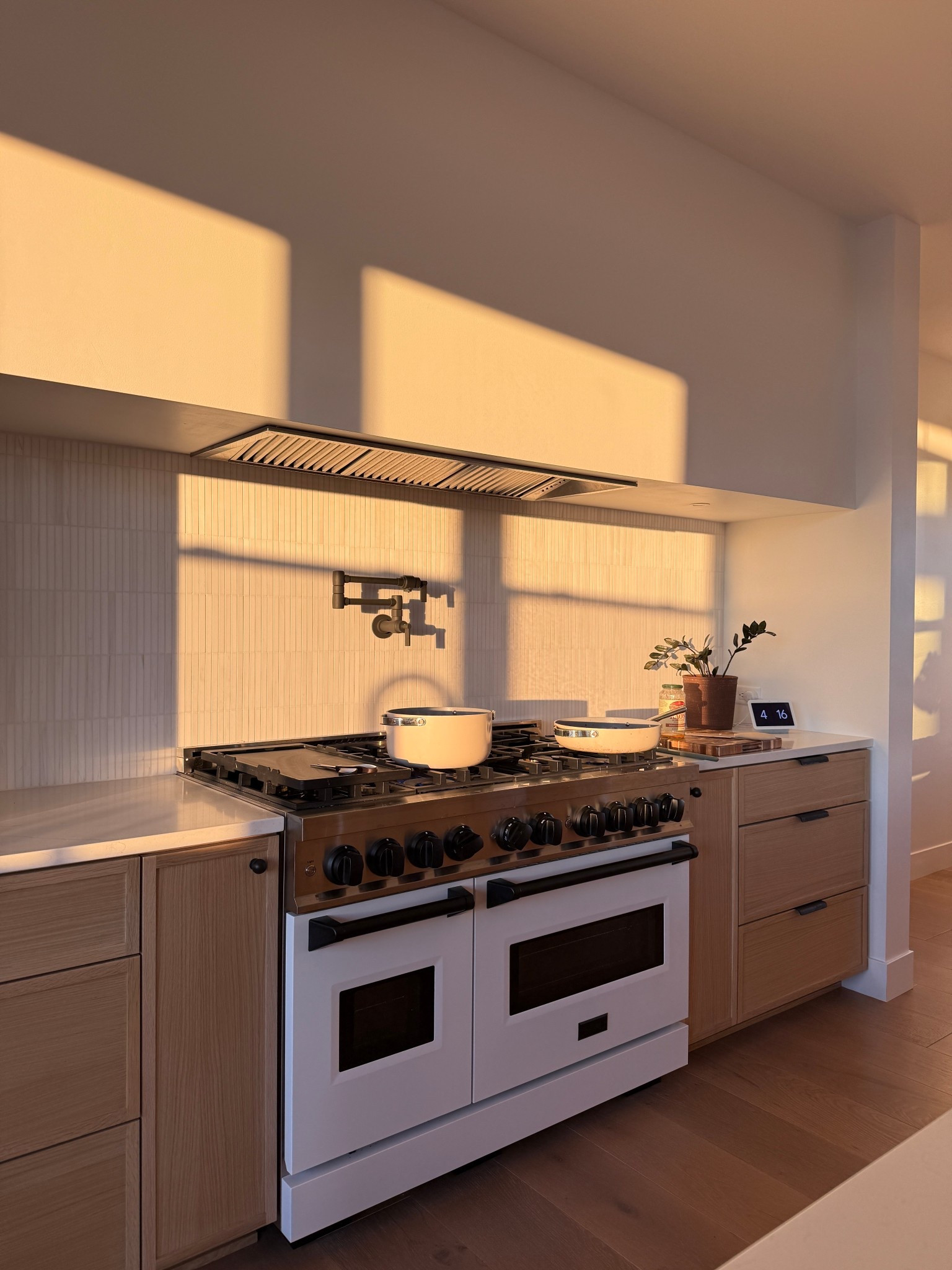 My figmint cutting board is 40% off! It has sticky feet, so it doesn’t move around while you are chopping! 

#LTKSaleAlert #LTKfoodie #LTKGiftGuide