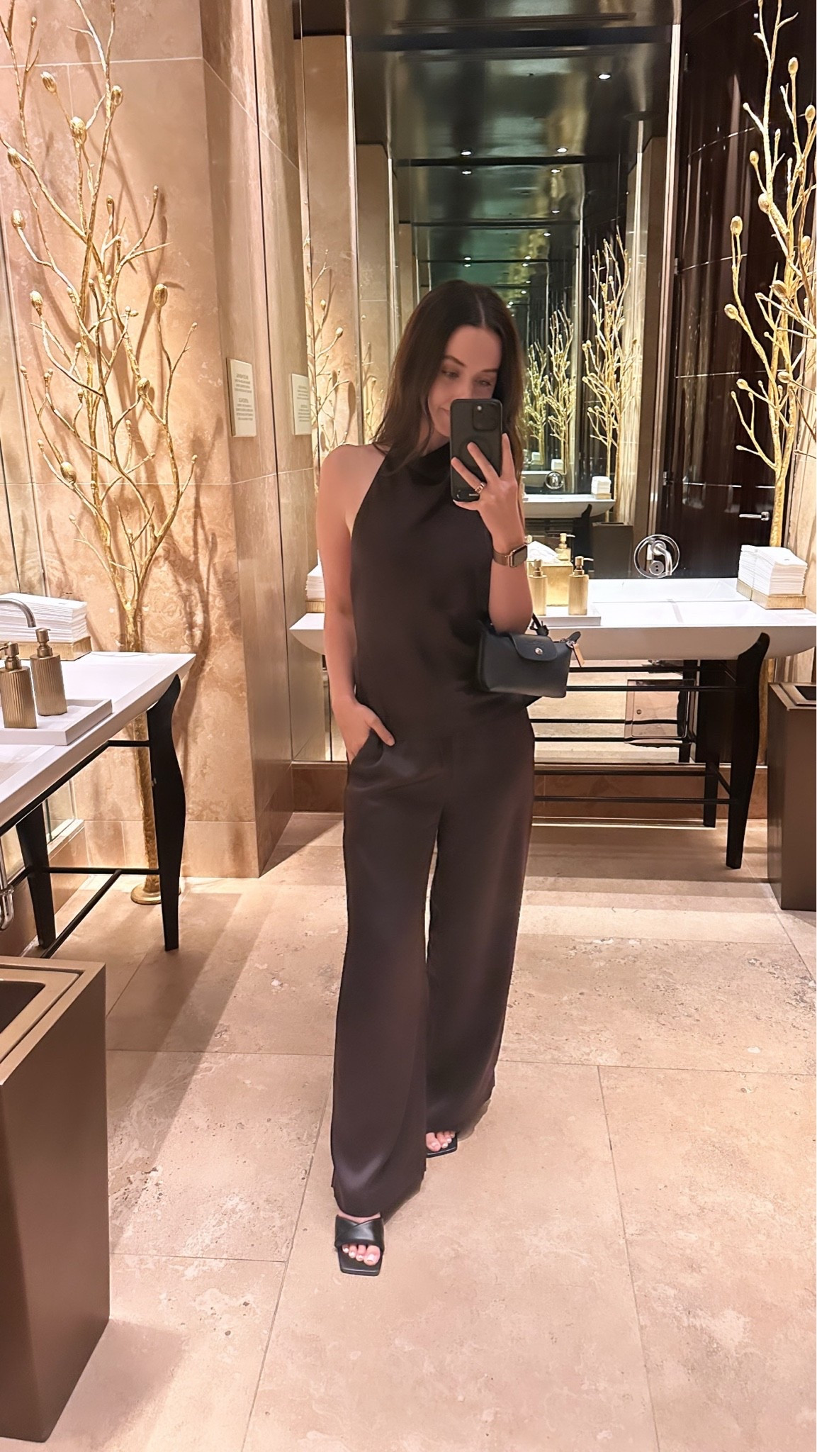 Aritzia Night Out OOTN 

OOTD 
Satin halter top and satin pants

#LTKgrwm #LTKootd #LTKTravel