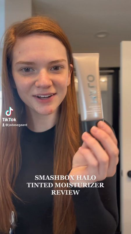 Smashbox Halo Tintef moisturizer in shade Fair 

#LTKbeauty