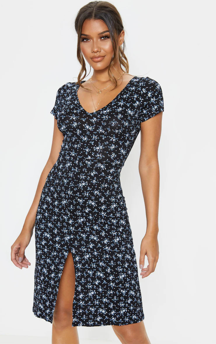 Robe mi-longue noire fendue en jersey à imprimé petites fleurs et col en V | PrettyLittleThing (FR)