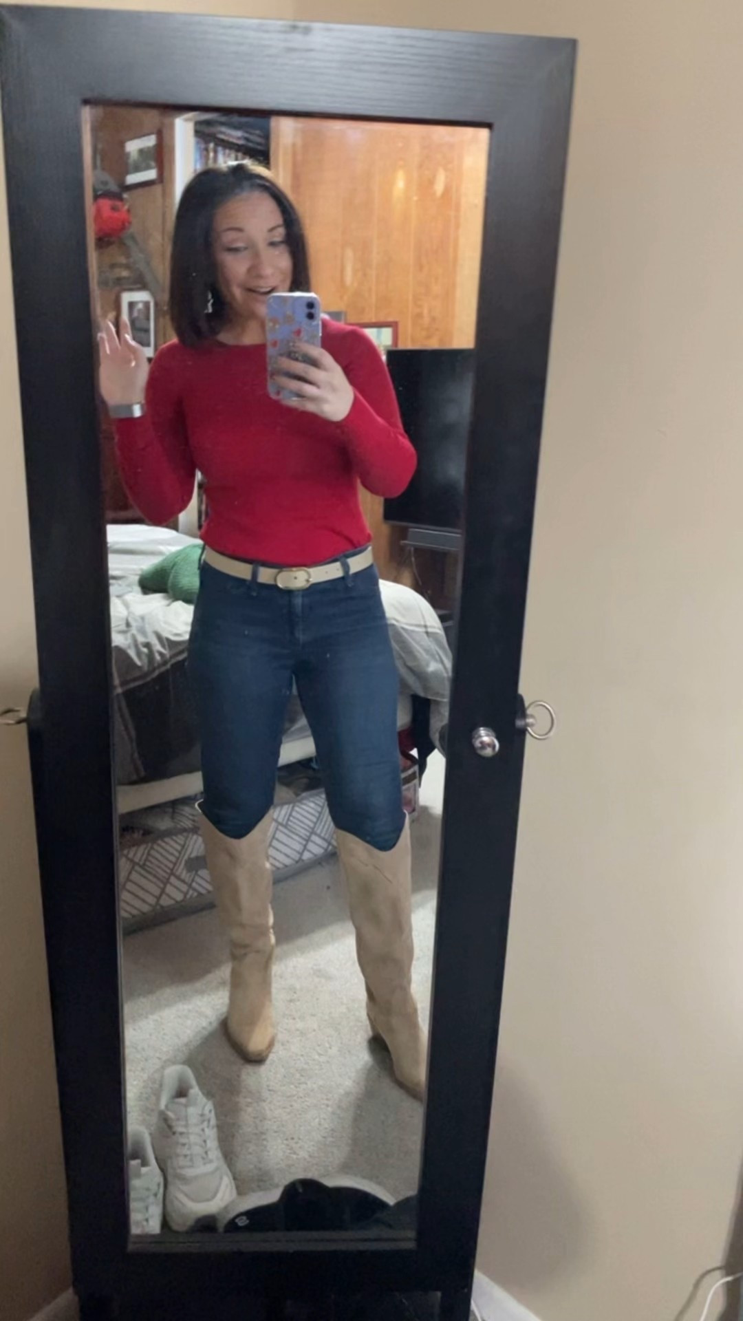 Holiday ootd 

#LTKHoliday #LTKFindsUnder50 #LTKPetite