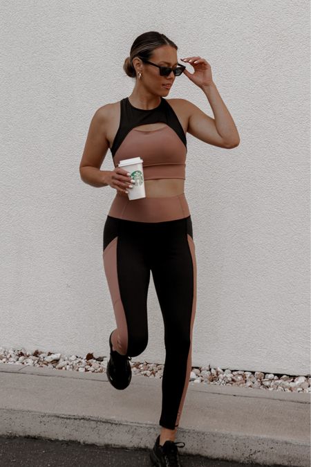 New two toned workout legging outfit 

Black and brown neutral matching set 
Athleisure outfit 
Casual style 
Travel outfit  

#LTKunder100 #LTKstyletip #LTKfit