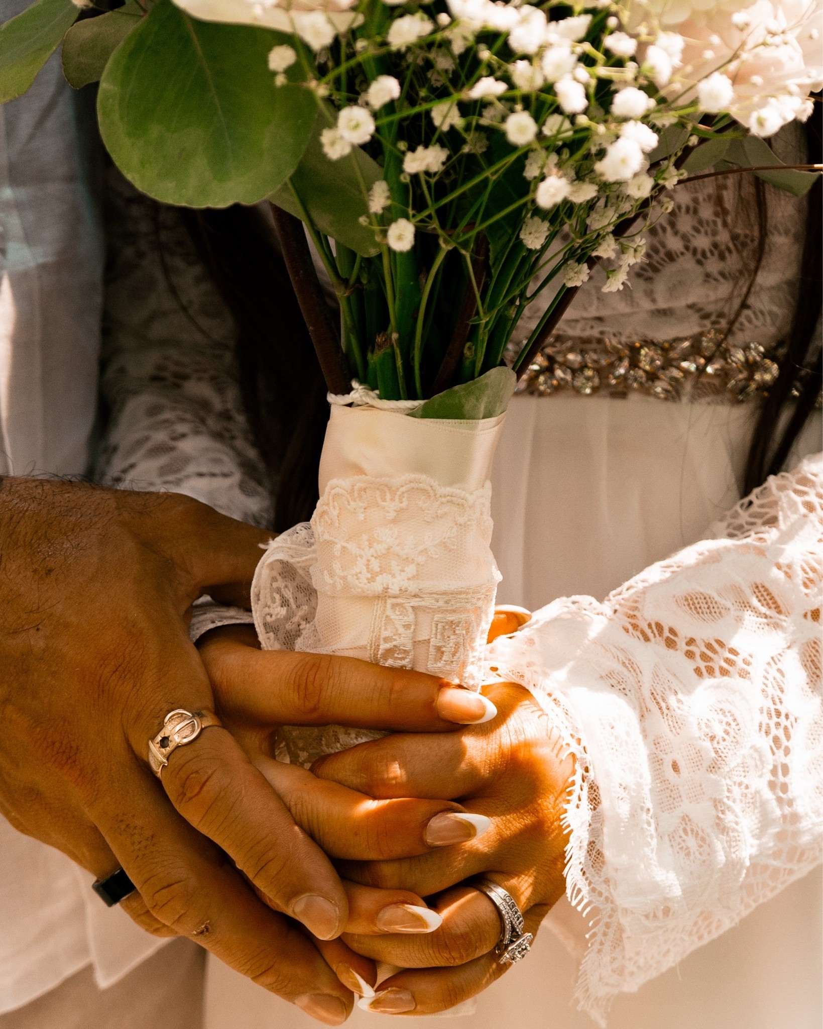Monogrammed lace for floral bouquets