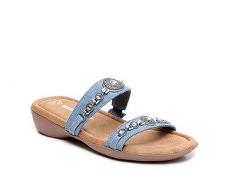 Minnetonka Brenn Sandal | DSW