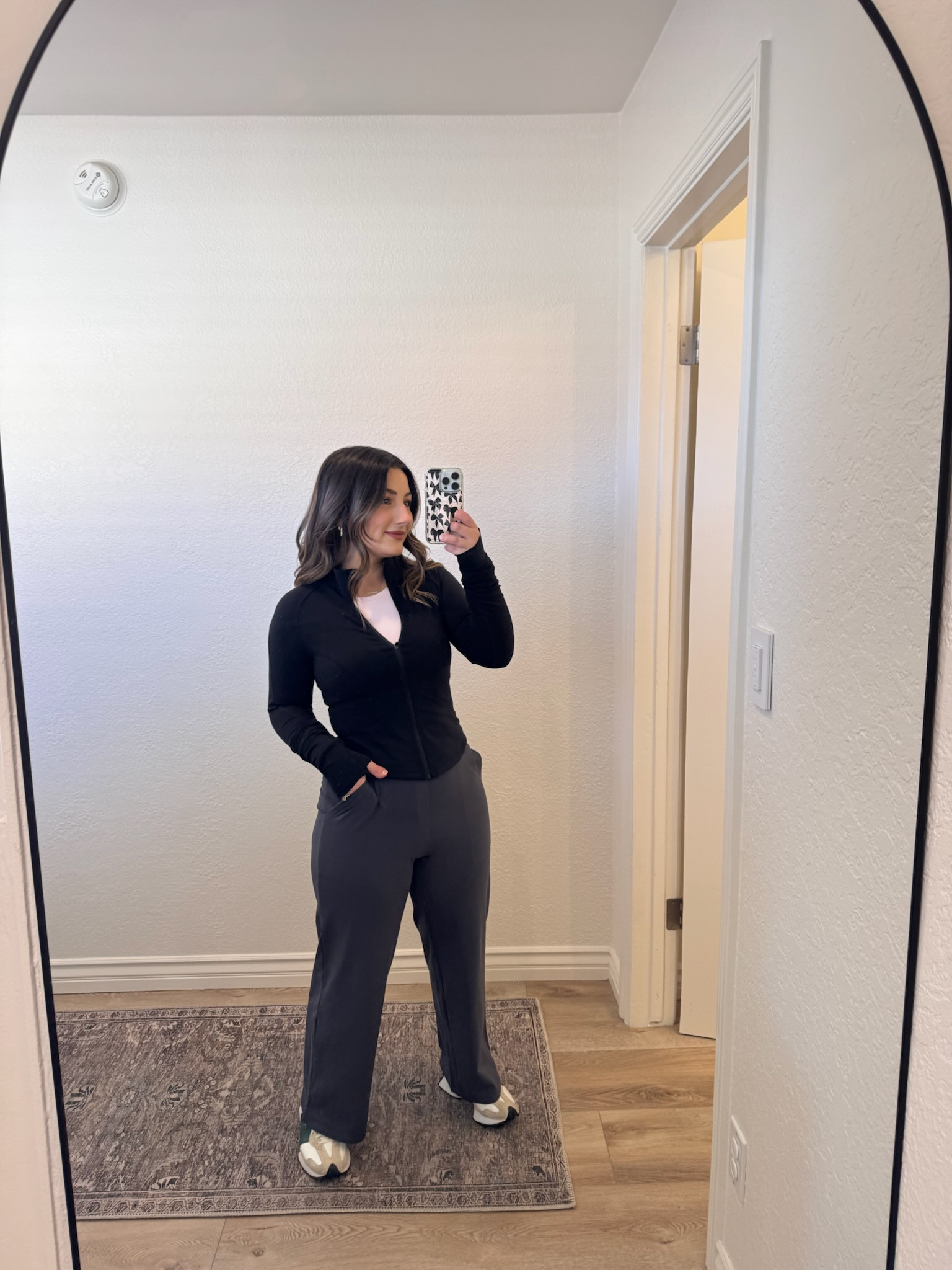 Petite friendly activewear! 

Tops size small, Dark grey pants size small short (5'0" 140lbs)

#LTKootd #LTKActive #LTKPetite