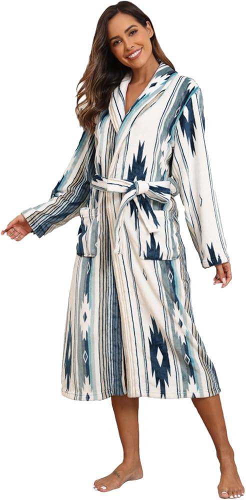 RONGTAI Womens Bathrobe Ladies Fleece Plush Warm Long Robes Fleece Nightgown Sleepwear | Amazon (US)