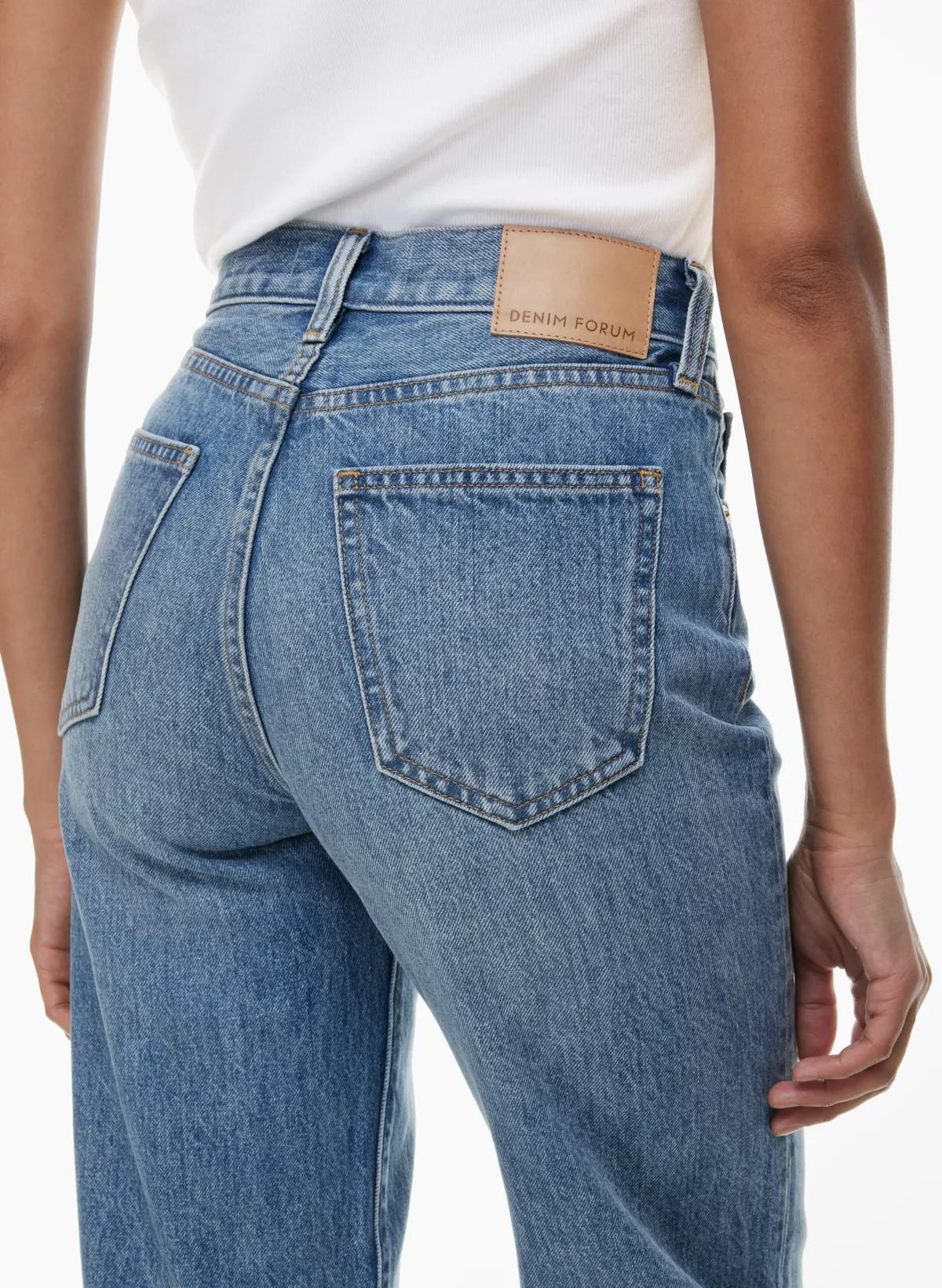 THE FARRAH HI-RISE WIDE JEAN | Aritzia