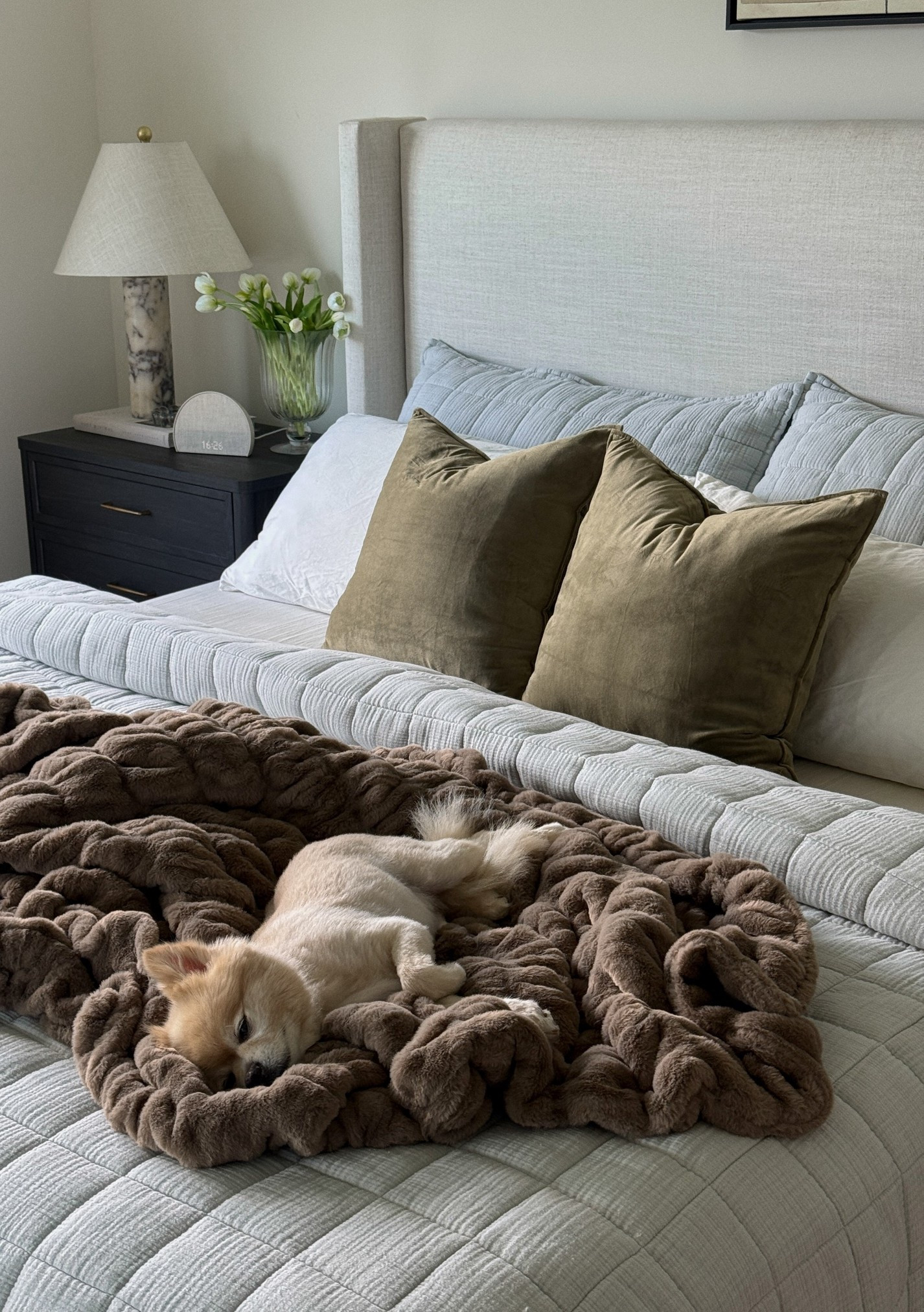 Lola blanket in the color: Desert Dune
Use code MARKETA50 for 50% off

Quince bedding. Neutral bedroom. Lightweight quilt