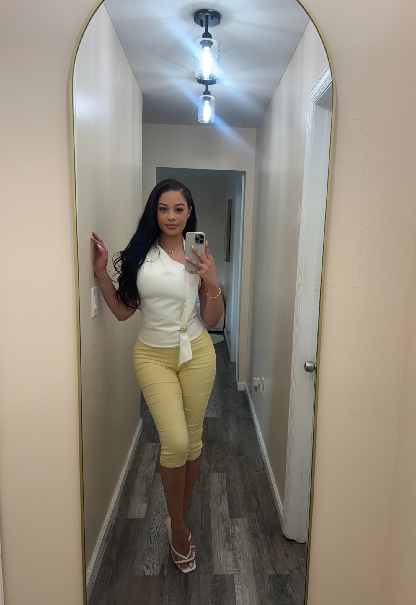 the perfect spring outfit 🌼 | i couldn’t find the exact link for the capri’s but here’s an alternative! 

#LTKvlog #LTKSeasonal #LTKootd