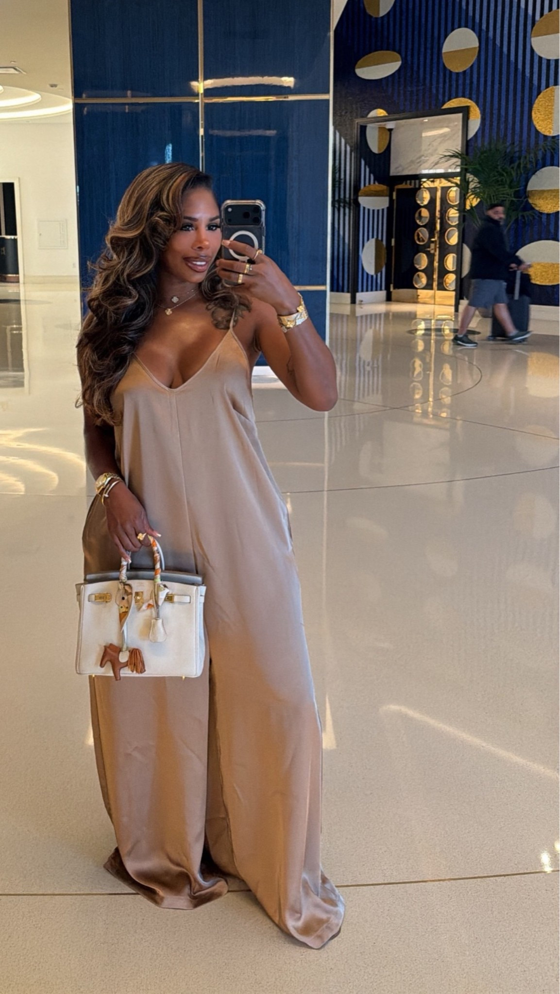 Literally the most perfect $40 jumpsuit! I’m wearing a size Large for an oversized look 🫶🏾

#LTKdayinmylife #LTKgrwm #LTKootd

#LTKdayinmylife #LTKgrwm #LTKootd