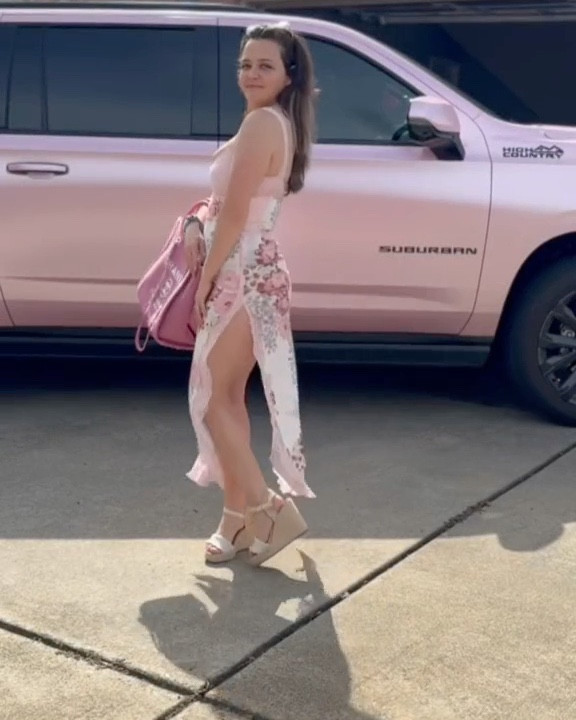 When you’re not a girly girl but you’re trying😭 I don’t know how other girls make videos like this so easily🤣 Love the dress but I added a cardigan!🎀

#LTKU #LTKPetite #LTKStyleTip
