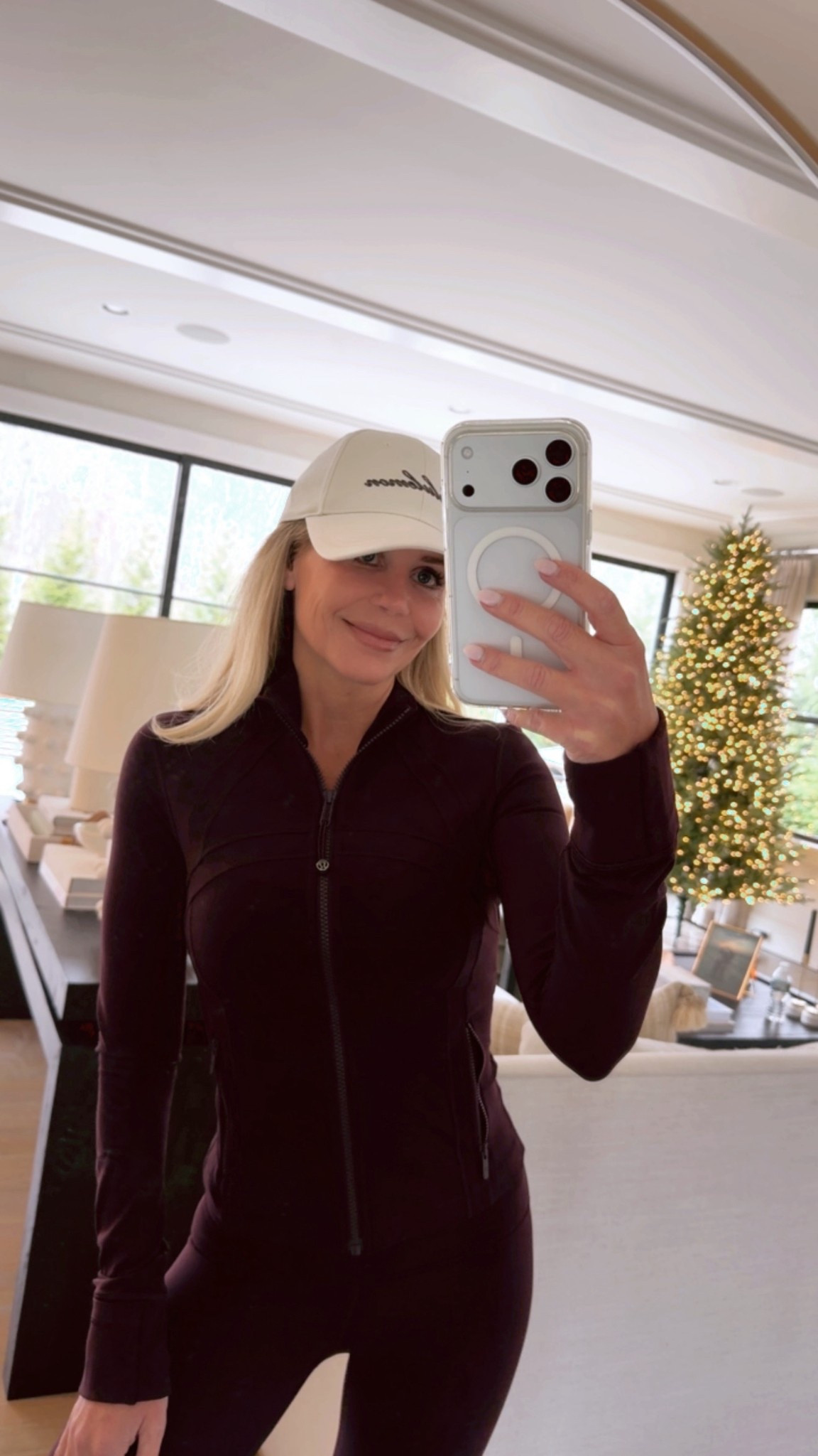 @lululemon gift ideas for her #lululemoncreator #ad