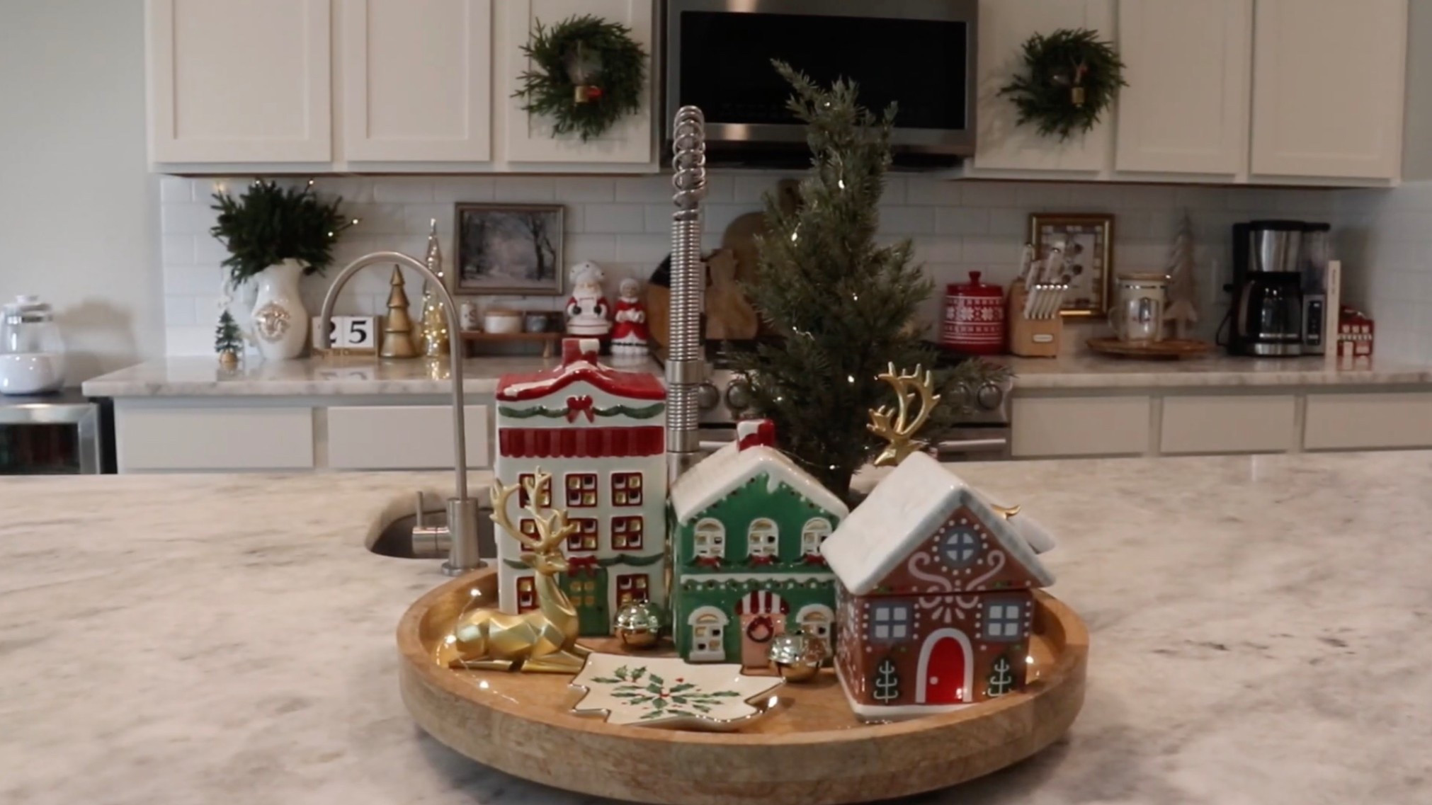 Christmas decorations for your home 🎄❄️ Christmas centerpiece idea 🦌🏰 #HolidayDecor #ChristmasVibes

#LTKHoliday #LTKSeasonal #LTKHome