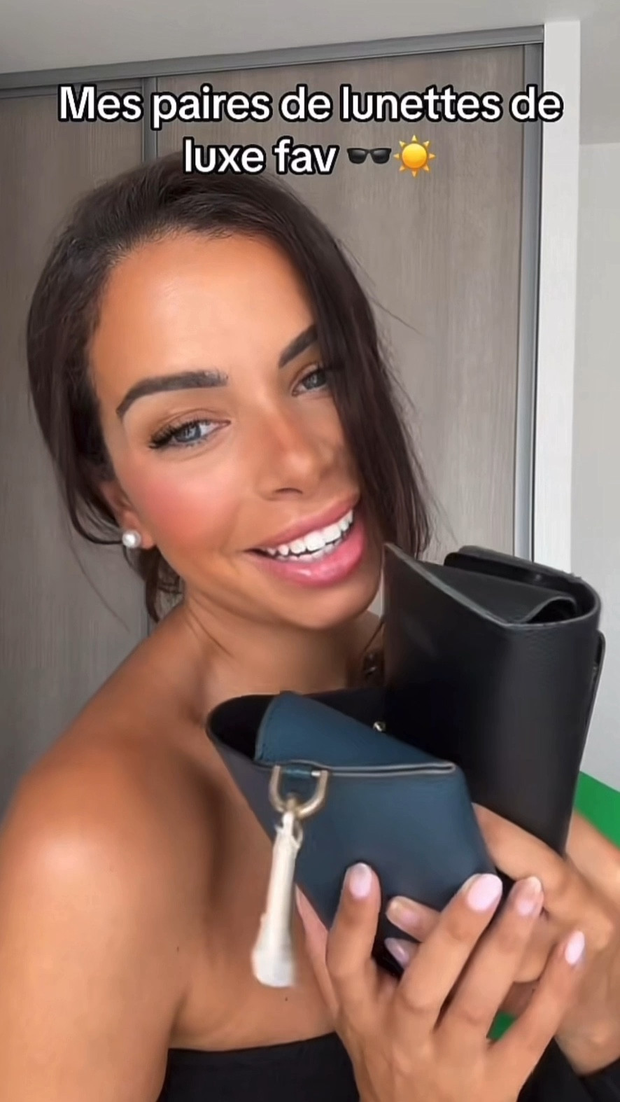 sélection lunettes de soleil été 2023

lunettes de soleil œil-de-chat Celine 
Lunettes de soleil beige Fendi detail logo branche 
lunettes de soleil carrées vertes Bottega Veneta 
Lunettes de soleil Anagram rectangulaires Loewe 
Lunettes de soleil Vlogo signature Valentino bordeaux 

#LTKFind #LTKSeasonal