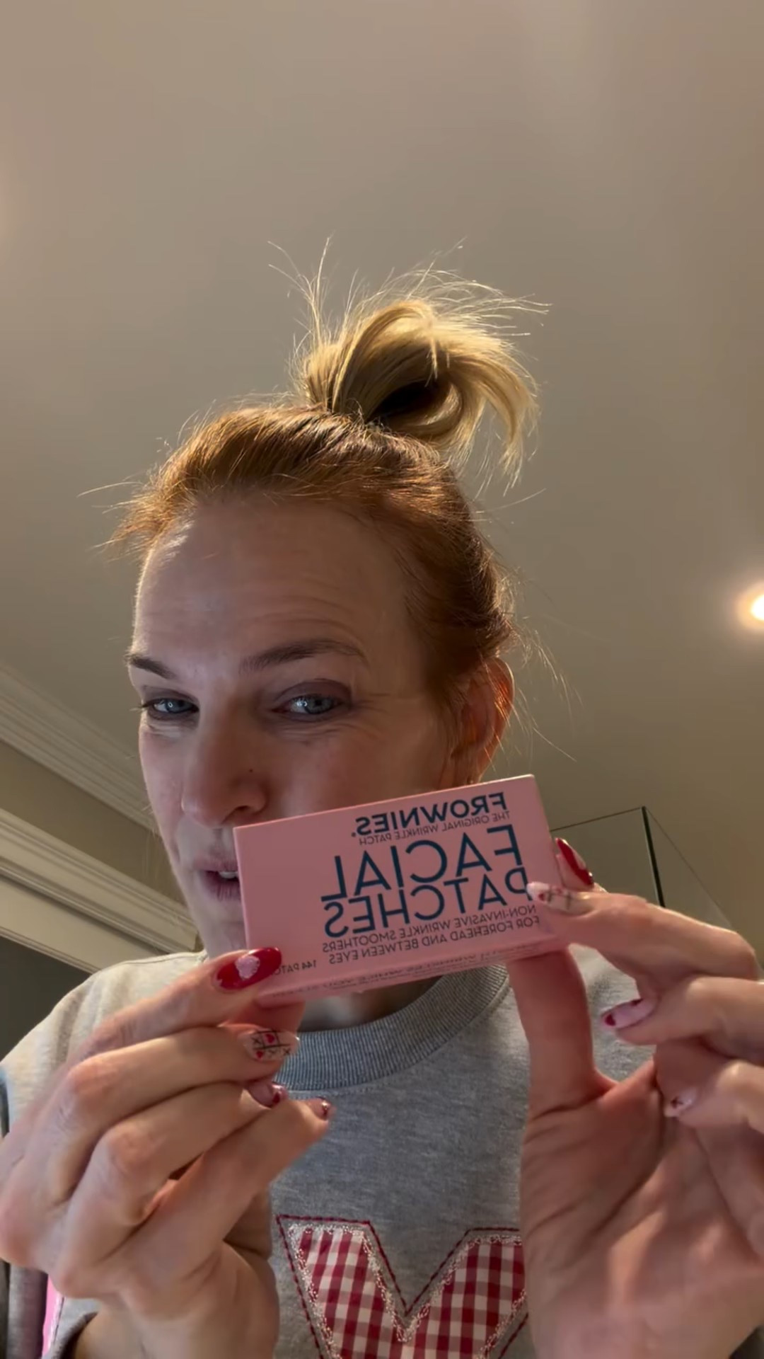 Self care ❤️love yourself 
#frowniesfacialpatches #frowniestutorial #lesswrinkles #teachersofinstagram #selflove❤️