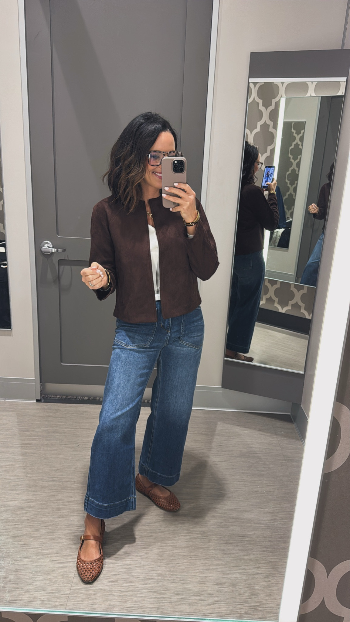 This chic dark brown jacket is so pretty! I'm loving this for an everyday look. Perfect for running errands, work outfit, or casual date nights. Ladies run to @target!! 

Target must haves elevated jeans mom approved special occasions date nights concerts target finds casual date nights mom life everyday wear spring summer women's fashion brown jacket VintagePickin 

#LTKdayinmylife #LTKmomlife #LTKootd