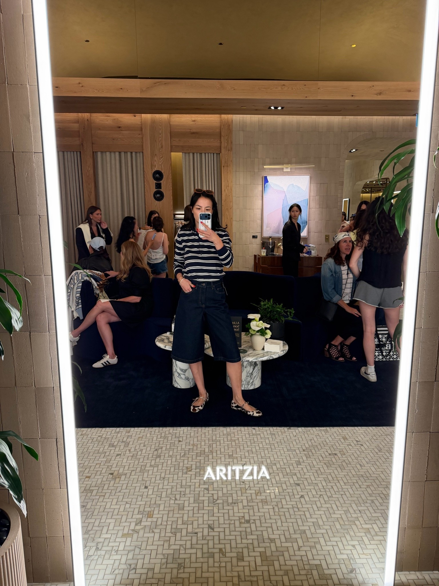 New purchases from Aritzia I’m loving!

#LTKcanada #LTKjeans #LTKsale