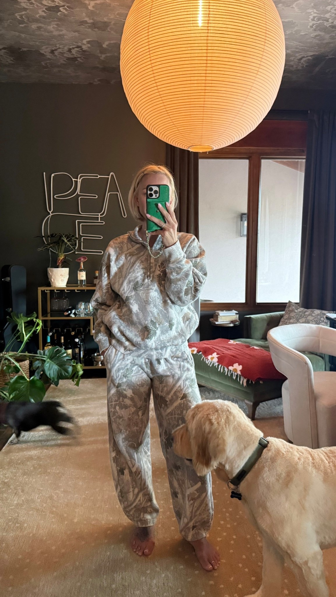 Wearing small sweatshirt and small sweatpants 

#abercrombie #audreyuhler #sweats #fall

#LTKSeasonal