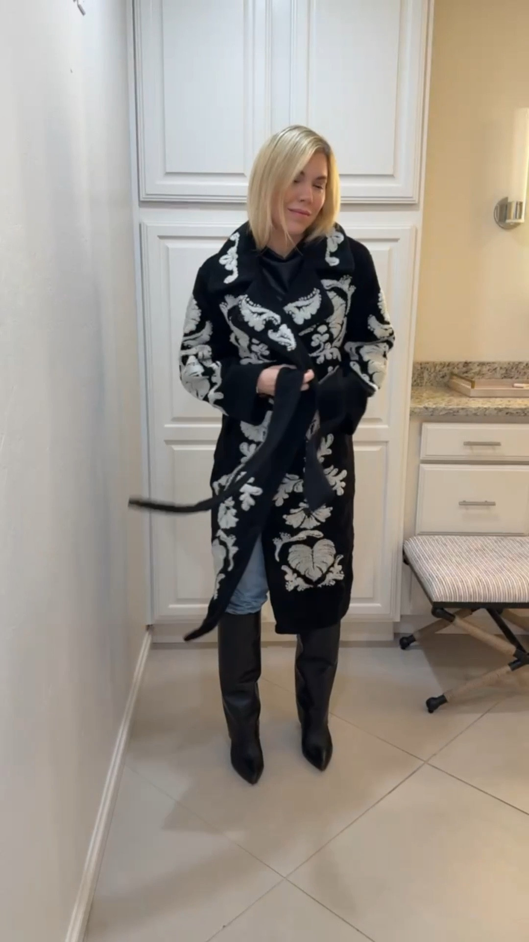 This year’s version of last year’s Farm Rio coat is EVEN BETTER!!


#LTKSeasonal #LTKStyleTip #LTKHoliday