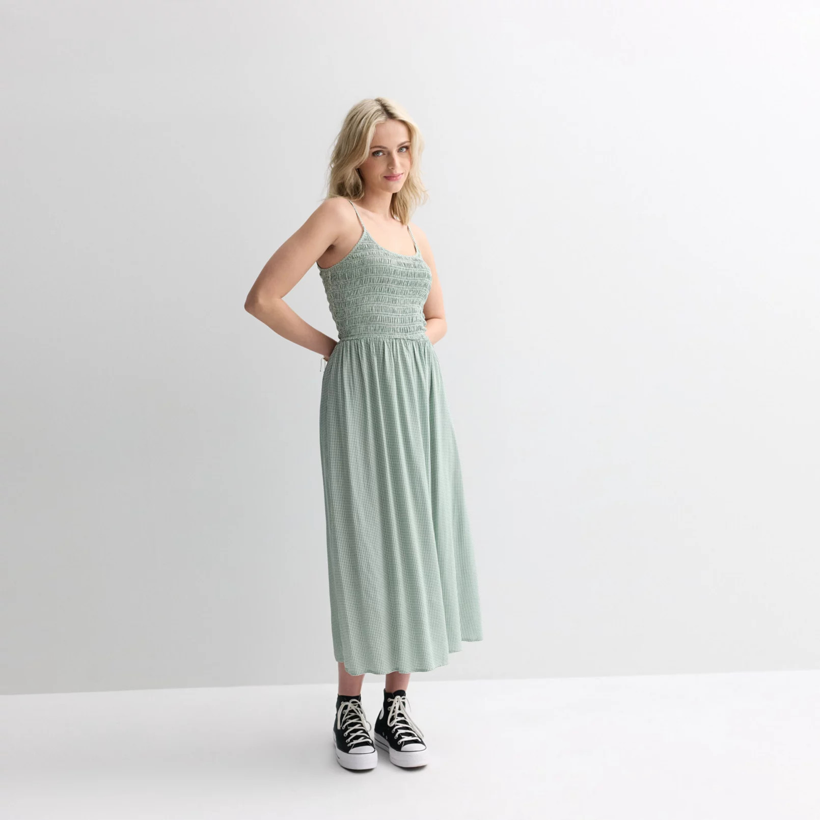 Juniors' SO® Smocked Midi Dress | Kohl's