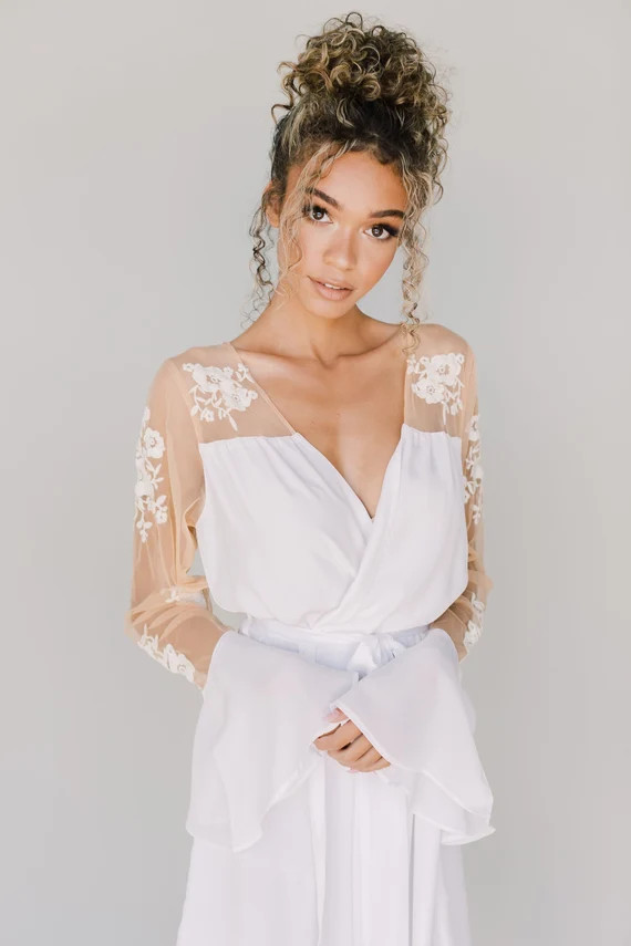 White Hildy Robe - Bridal Wedding Robe | Etsy (US)