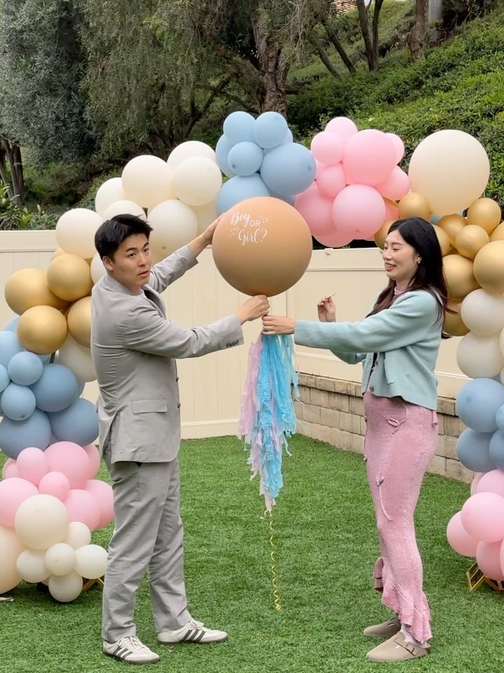 Host a gender reveal party under a budget! (💰$X00)

Find all the products I used for my gender reveal party!

I can’t wait to love you, my little girl. 💕👶🏻✨
I hope you arrive safely and healthily into this world.🐴🧧

#genderreveal #genderrevealparty #momhood #babyshower #welcomebaby

#LTKdayinmylife #LTKKids #LTKvlog
