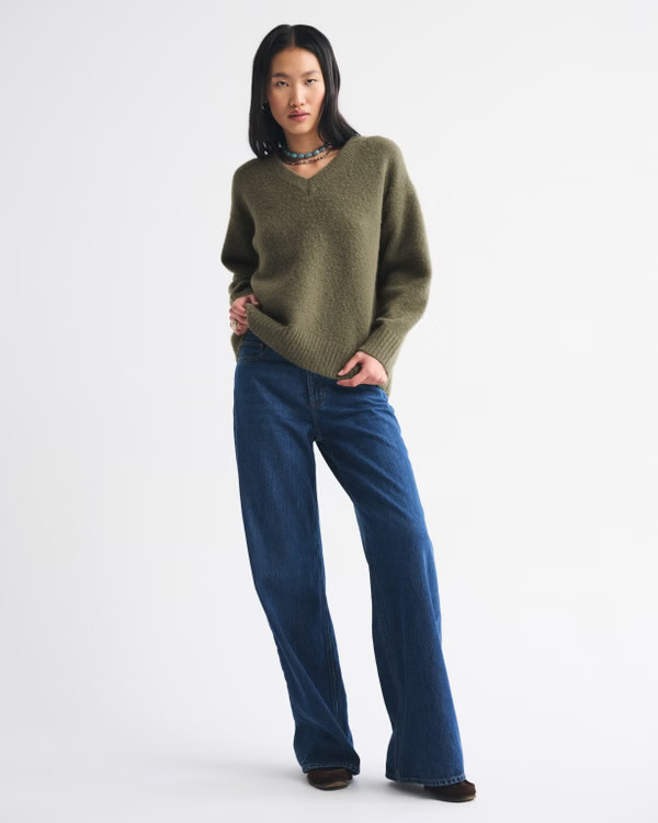 Dad V-Neck Sweater | Abercrombie & Fitch (US)