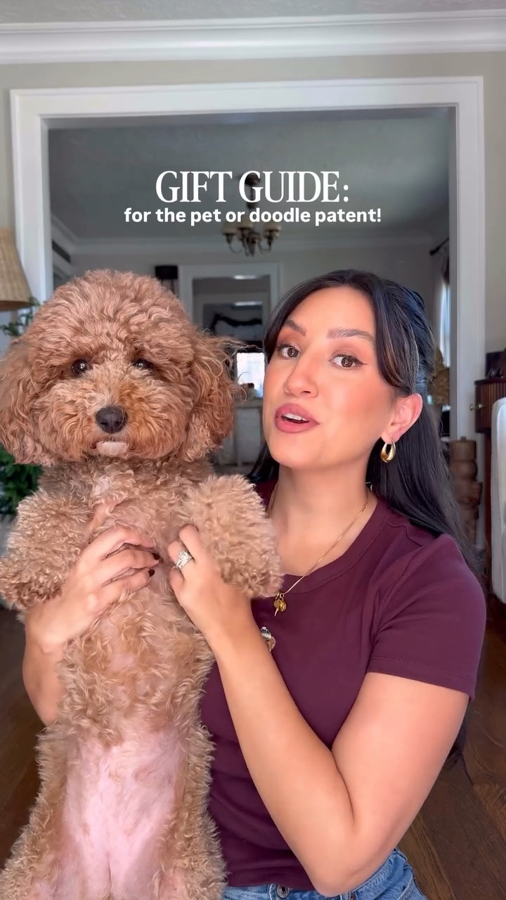 christmas gifts for the doodle/pet parent!🐶

Included my favorite doodle icon shirt, long sleeve and doodle sweater. These would be great for any dog parent too!
Illustrated framed photo is from West & Willow


Christmas gifts, gift ideas for her, golden doodle mom, pet parents, holiday ideas

#LTKPets #LTKHoliday #LTKGiftGuide