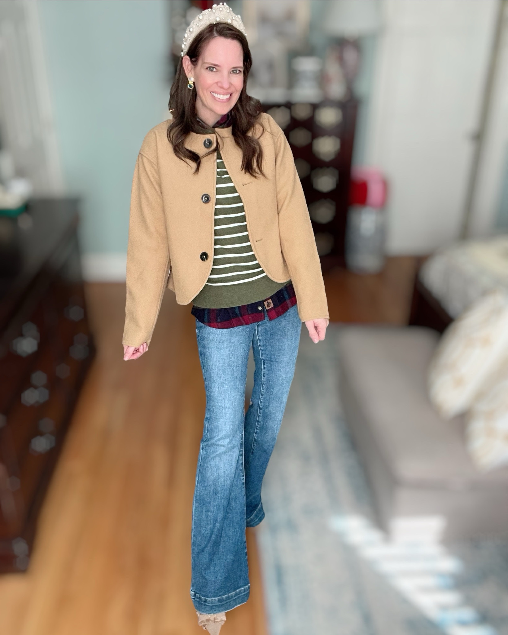 This is such an easy everyday winter outfit that still feels festive without trying 💁🏻‍♀️🍒 I layered the soft plaid flannel underneath this striped forest green sweater and let the collar + hem peek out for that classic preppy layered look — it gives warmth and dimension instantly.

Then I added this adorable pearl headband for a little holiday sparkle 🎀 It makes the whole outfit look intentional and put together even though it’s truly just two casual layers. The camel cropped wool-blend jacket is the sweetest shape — slightly swingy and vintage-inspired. It’s one of those pieces that elevates any outfit the second you put it on.

Paired everything with comfortable style — relaxed flared jeans and slingbacks for something a touch dressier than sneakers but still very wearable. You can do this look for school events, Christmas market strolls, errands, or coffee catch-ups — it feels classic, cozy, and pretty.

🎀 Wearing:
• Amazon striped sweater
• Amazon plaid flannel layered underneath
• Cropped camel jacket (Walmart) — fits TTS
• Pearl headband for holiday sparkle
• Flared jeans + neutral slingbacks

⸻

winter outfit ideas layered preppy outfit festive everyday style christmas casual outfit plaid and stripes layering ideas winter capsule wardrobe holiday casual look pearl headband outfit chic mom outfit cozy winter layers camel jacket outfit classic winter style evergreen holiday inspiration 🎄💚✨

#LTKFindsUnder100 #LTKFindsUnder50 #LTKHoliday